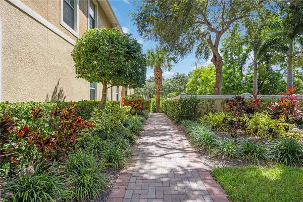 8034 MOONSTONE DR #1-106, Sarasota, FL 34233