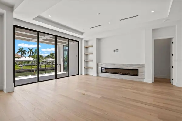 524 HALYARD LN, Longboat Key, FL 34228