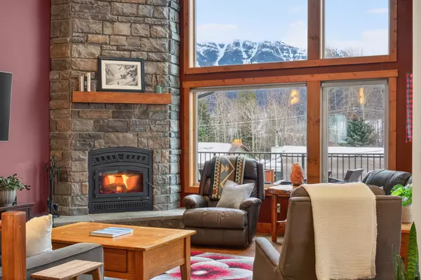 JUST LISTED | Parkland Terrace