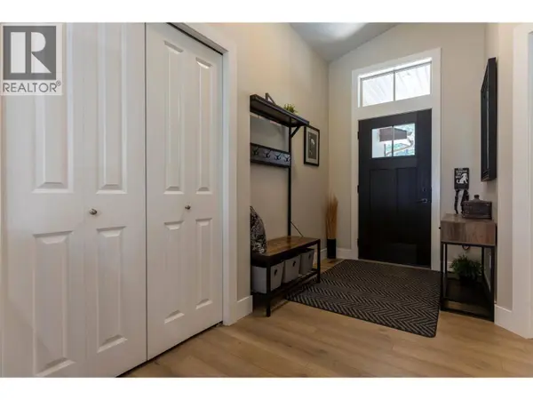 6347 OSPREY LANDING Court, Wardner, BC V0B2J0