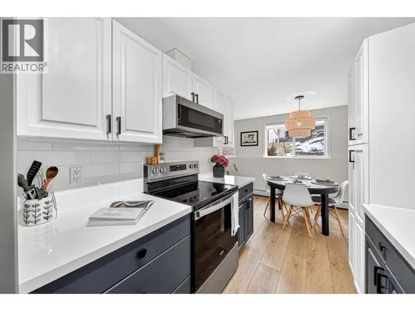 40 Ridgemont AVE #102, Fernie, BC V0B1M2