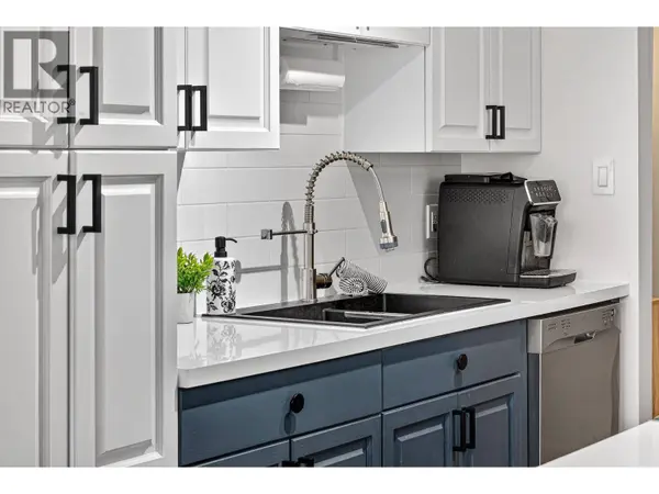 40 Ridgemont AVE #102, Fernie, BC V0B1M2