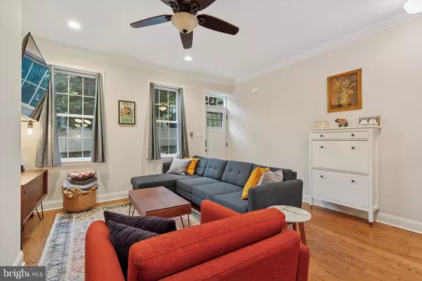 135 KINGSLEY ST, Philadelphia, PA 19127