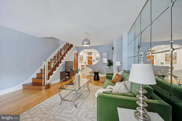 1716 S 10TH ST, Philadelphia, PA 19148