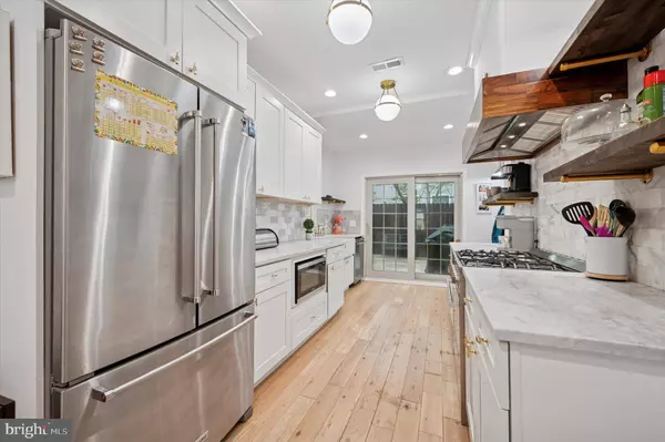 2342 W SEYBERT ST, Philadelphia, PA 19121