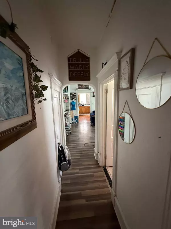 1512 LINDLEY AVE, Philadelphia, PA 19141