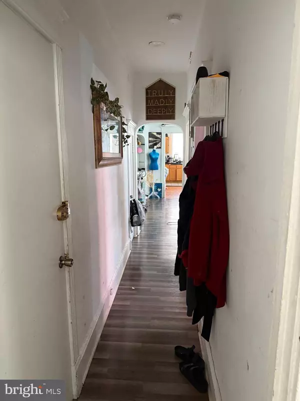 1512 LINDLEY AVE, Philadelphia, PA 19141