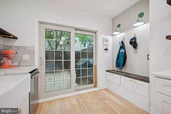 2342 W SEYBERT ST, Philadelphia, PA 19121