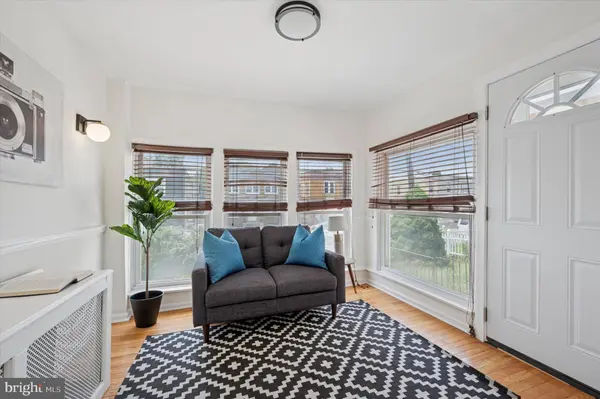 1031 S 52ND ST, Philadelphia, PA 19143