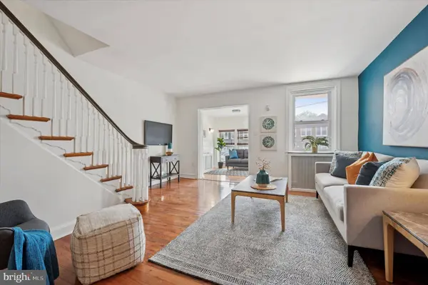 1031 S 52ND ST, Philadelphia, PA 19143