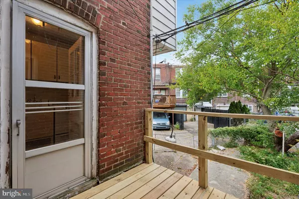 5118 OAKLAND ST, Philadelphia, PA 19124