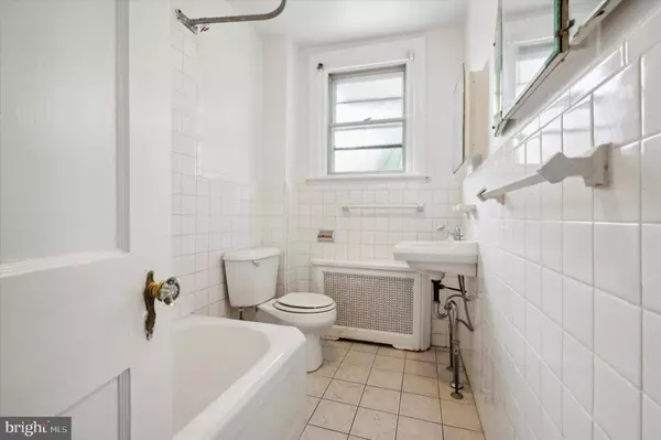 5118 OAKLAND ST, Philadelphia, PA 19124