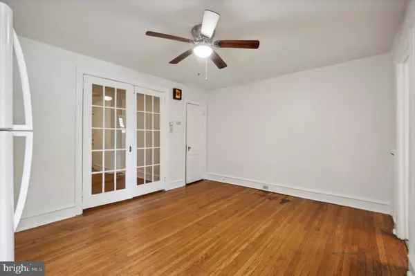 5118 OAKLAND ST, Philadelphia, PA 19124