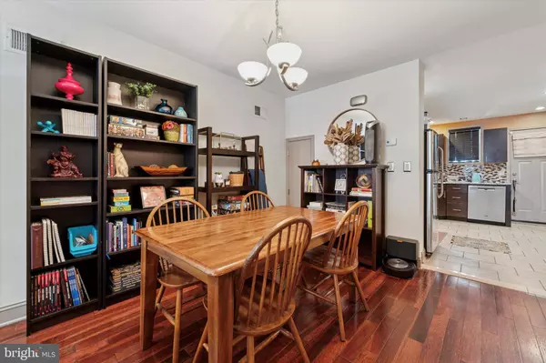 2423 S BANCROFT ST, Philadelphia, PA 19145