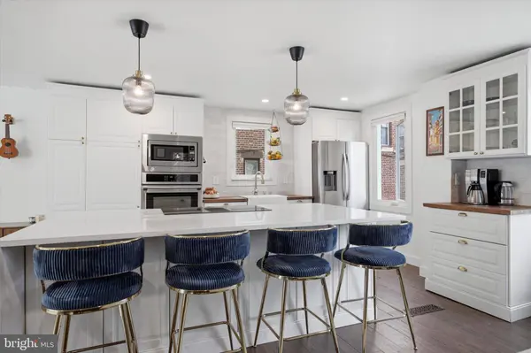 125 E MORELAND AVE, Philadelphia, PA 19118