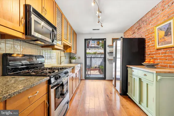 3029 W HARPER ST, Philadelphia, PA 19130