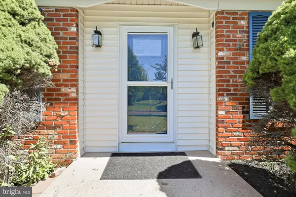 5791 BELMONT MANOR DR, Pipersville, PA 18947