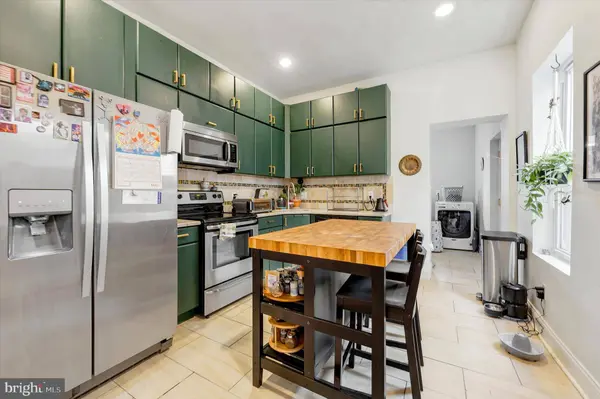 5217 LARCHWOOD AVE, Philadelphia, PA 19143