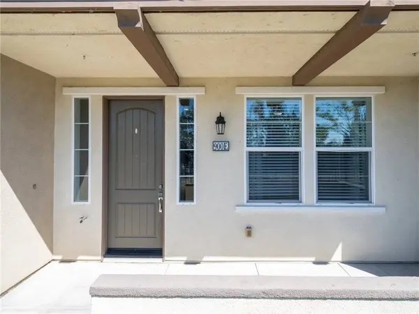 900 N Primrose Ln #E, Azusa, CA 91702