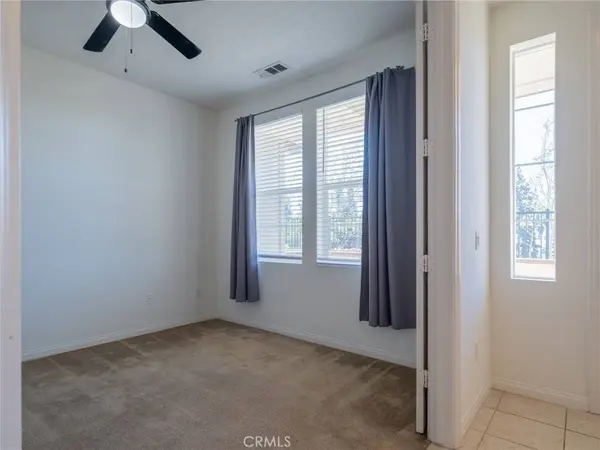 900 N Primrose Ln #E, Azusa, CA 91702