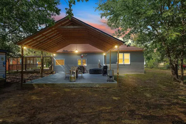 704 N Florence, Grand Saline, TX 75140