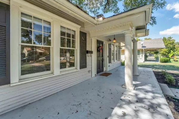 201 Pecan Street, Terrell, TX 75160