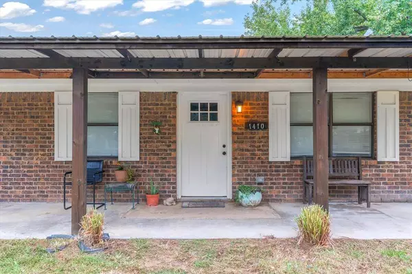 1410 VZ County Road, Grand Saline, TX 75140