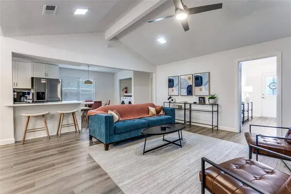 2901 Regal Road, Plano, TX 75075