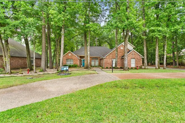 1644 Pineview Lane, Hideaway, TX 75771