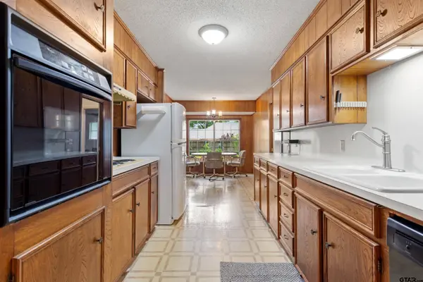 4805 Picadilly Pl., Tyler, TX 75703