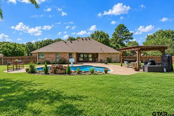 13630 Karah Lane, Lindale, TX 75771