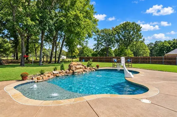 13630 Karah Lane, Lindale, TX 75771