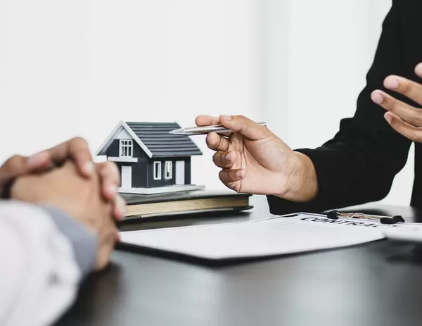 Debunking Common Real Estate Myths: Separating Fact from Fiction