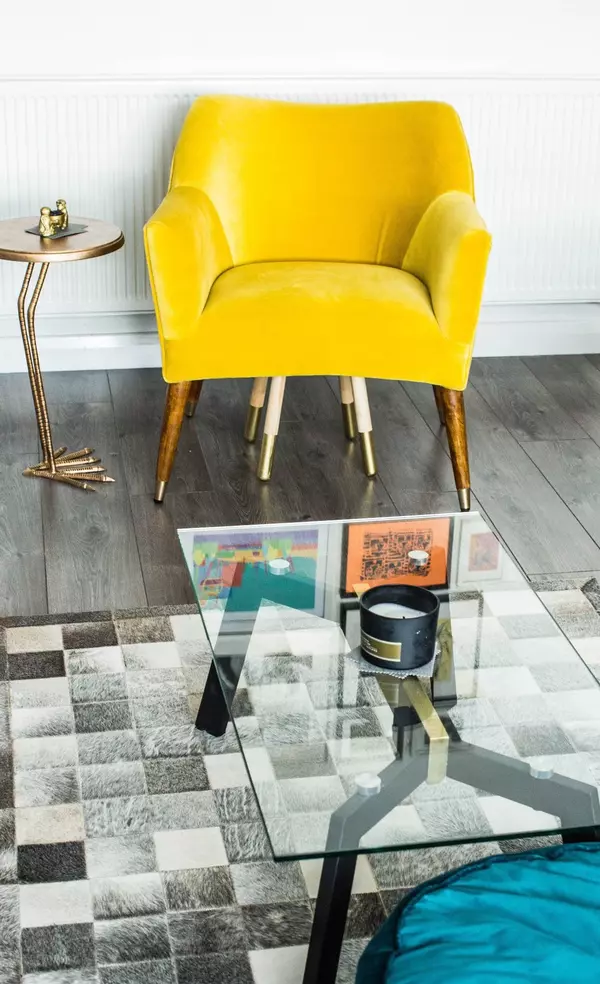 Top 5 Home Staging Props That’ll Make Buyers Say “Y’all, This Is The One”