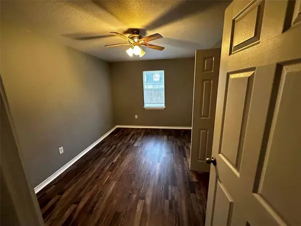 15421 County Road 4140, Lindale, TX 75771