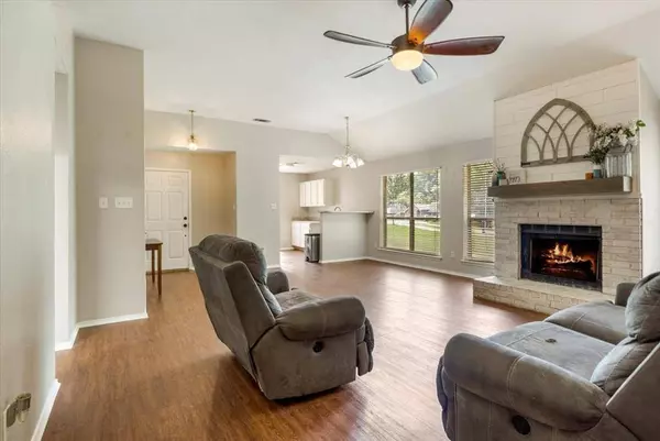 15675 Brittain Court, Lindale, TX 75771