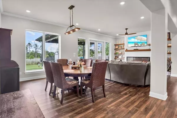 18329 Timber Oaks Drive, Lindale, TX 75771