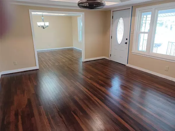 223 Cheek Street, Mineola, TX 75773