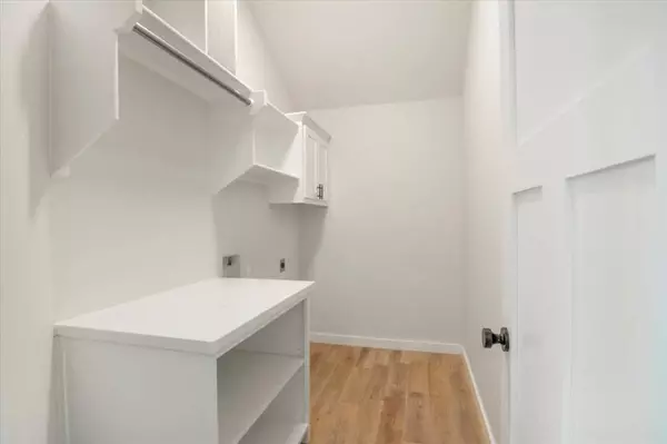 16322 Crossing Circle, Lindale, TX 75771