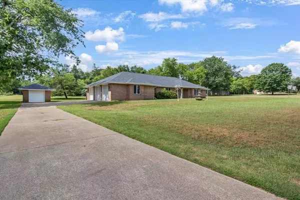 13315 C County Road 434, Lindale, TX 75771