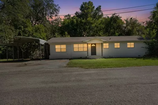 408 Wendy Street, Lindale, TX 75771