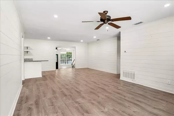 408 Wendy Street, Lindale, TX 75771