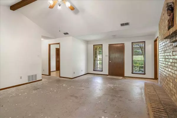 1508 Tanglewood Drive W, Hideaway, TX 75771