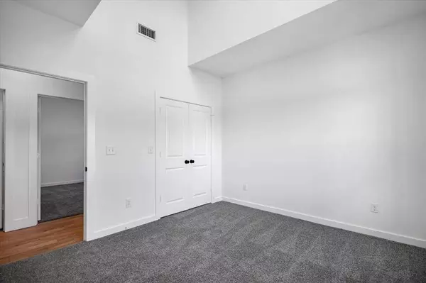 16426 Crossing Circle, Lindale, TX 75771