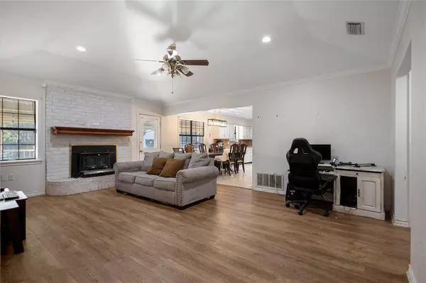 314 Mt. Sylvan, Lindale, TX 75771