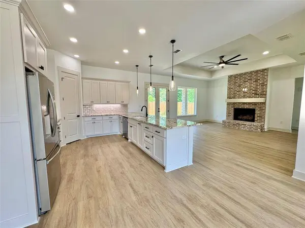990 Mallard, Lindale, TX 75771