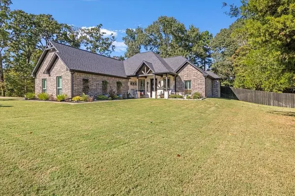 24012 Wild Flower Circle, Lindale, TX 75771