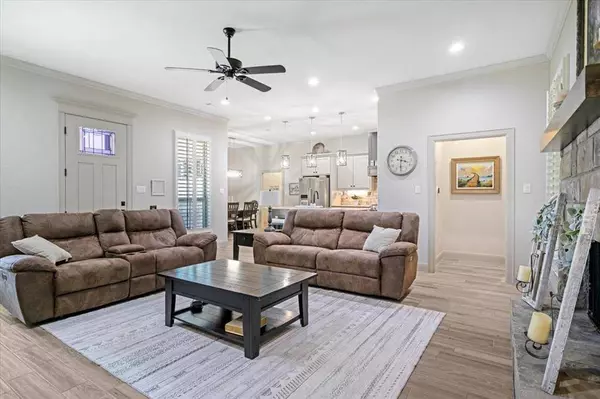 24012 Wild Flower Circle, Lindale, TX 75771