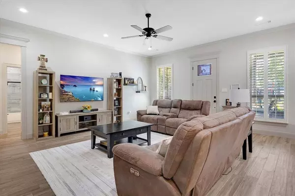 24012 Wild Flower Circle, Lindale, TX 75771