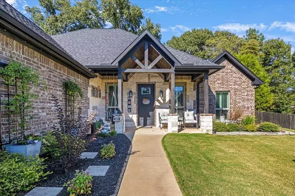 24012 Wild Flower Circle, Lindale, TX 75771